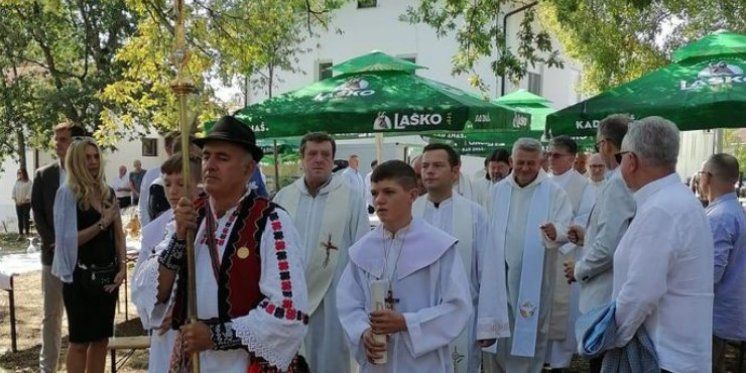 Pater Ivan Tolj proslavio 25 godina misništva