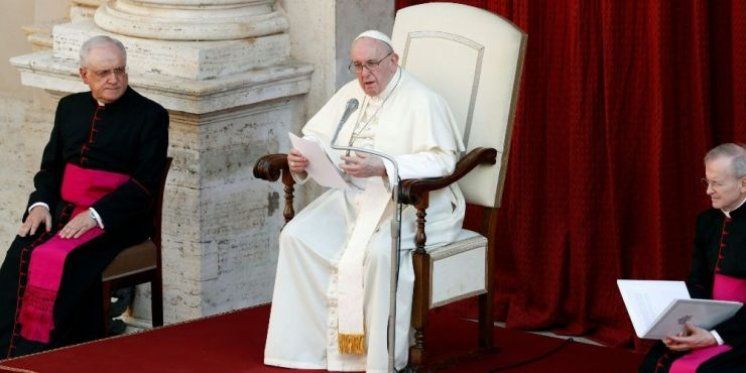 Papa Franjo: &quot;Plješćimo &#039;odbačenima&#039;, plješćimo starijim osobama, djeci, osobama s invaliditetom; plješćimo radnicima&quot;