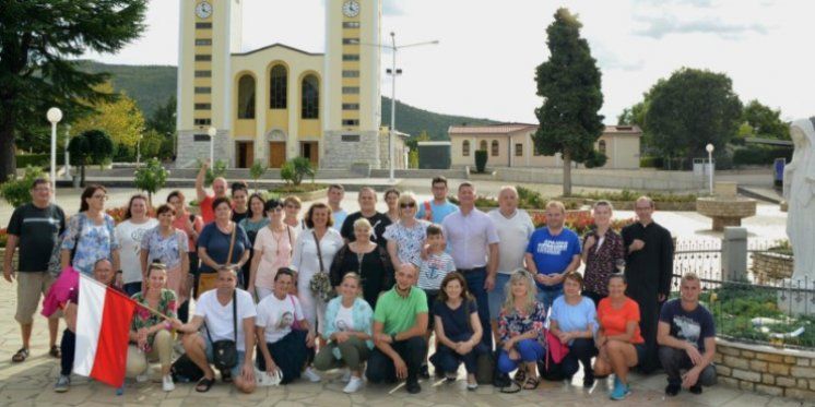 Laura i Konrad doveli 39 poljskih hodočasnika