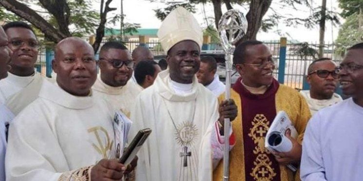 Nakon apela pape Franje oslobođen oteti nigerijski biskup