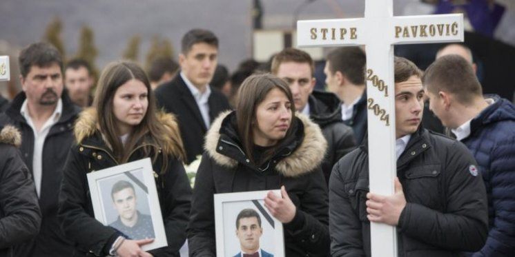 Dan žalosti u Hrvatskoj za tragično preminule mlade kod Posušja