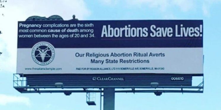 Sotonisti kupili reklamni pano koji promiče pobačaj kao vjerski ritual: &quot;Pobačaji spašavaju živote&quot;