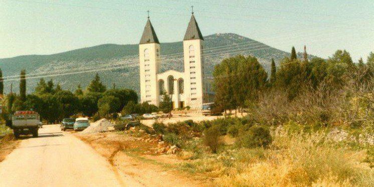 Proročanstvo o tome da će nam Kraljica Mira doći u Međugorje i Bijakoviće!