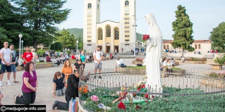 40. OBLJETNICA GOSPINIH UKAZANJA U ZNAKU RADOSTI