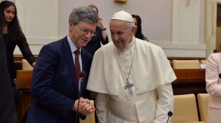 Papa Franjo imenovao ekonomistu Jeffreyja Sachsa u Papinsku akademiju društvenih znanosti