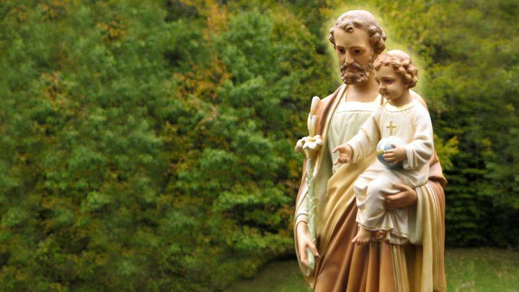 Dirljiva molitva pape Franje svetom Josipu za supružnike koji žele posvojiti dijete