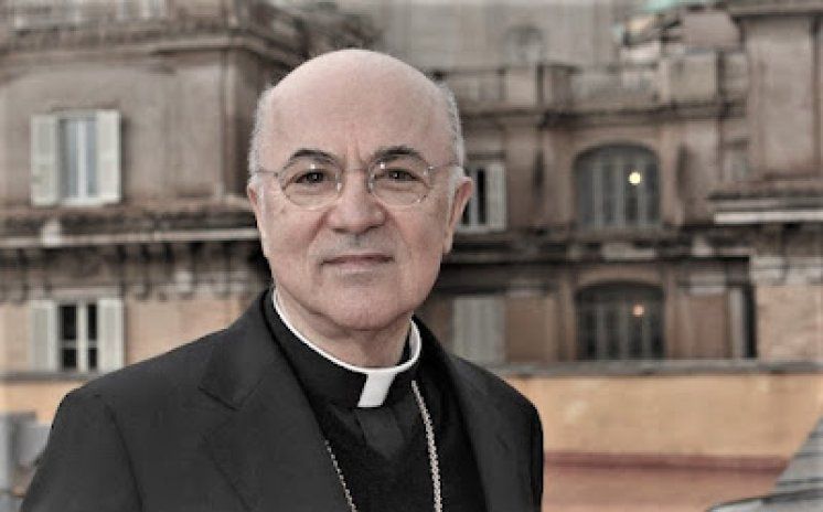 Nadbiskup Viganò poziva sve biskupe i svećenike da služe tradicionalnu misu