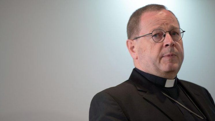 Šef njemačkih biskupa: „Homoseksualni odnos ne šteti našem odnosu s Bogom“