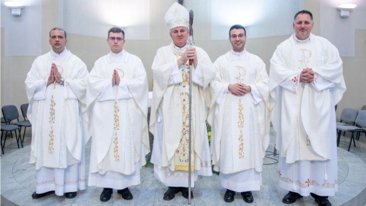 Biskup Košić zaredio četvoricu novih svećenika