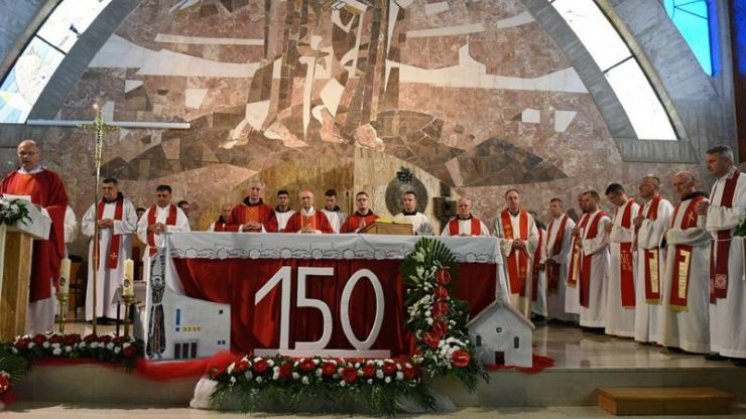 Kočerin proslavio 150 godina župe i Petrovdan
