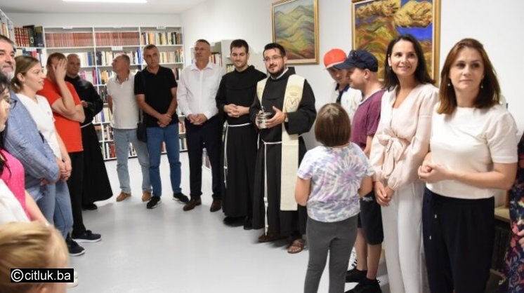 Knjižnica Ivana Pavla II. otvorena u edukacijsko-rehabilitacijskom centru