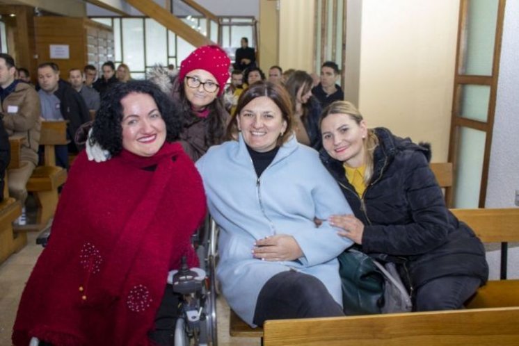 Oko četiri stotine samaca iz cijele Hrvatske i BiH susreli su se na prvom nacionalnom susretu osoba otvorenih za katolički brak pod geslom &quot;U ljubavi nema straha&quot;