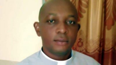 U Nigeriji oslobođen jedan oteti svećenik