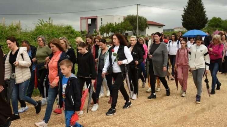 Na Majčin dan održano treće hodočašće od Čitluka do Brda ukazanja