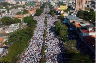 VENEZUELA Procesija s Gospinim kipom privukla 2,7 milijuna ljudi
