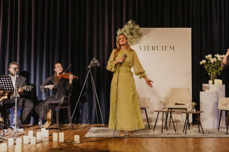 Vanessa Mioč predstavila svoj prvi album “Vjerujem” pred brojnim uzvanicima