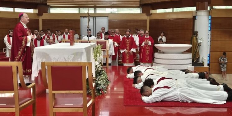 HERCEGOVINA DOBILA PETORICU NOVIH SVEĆENIKA