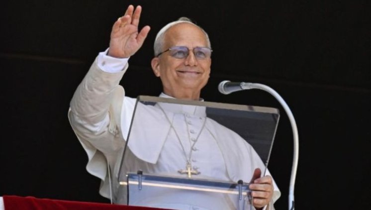 Papa mladima: Čuvajte se pomame reelsa, chatova i lajkova: Nemojte se bojati potpuno se dati Bogu i drugima