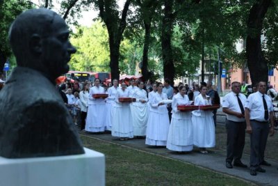 Nakon gotovo tri desetljeća u Subotici ponovno oživljena tradicionalna tijelovska procesija ulicama grada