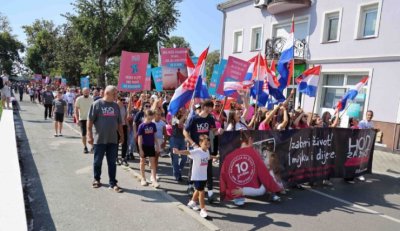 Slavonski Brod: Gotovo tisuću sudionika na šestom Hodu za život