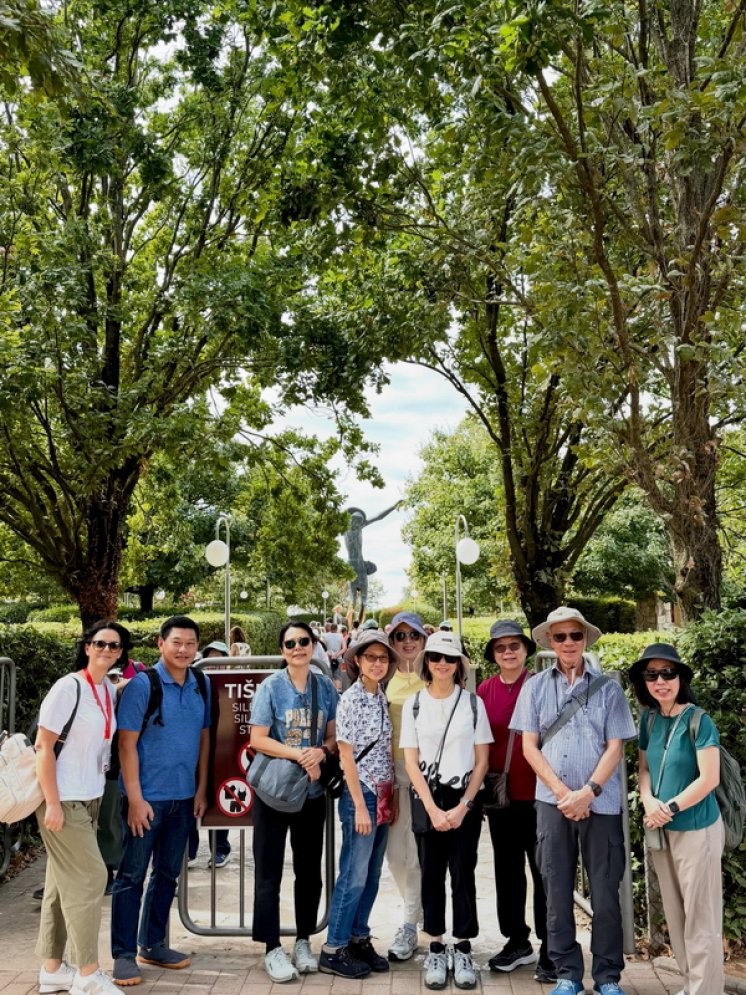 GRUPA IZ SINGAPURA: MEĐUGORJE DAJE VIŠE OD OČEKIVANOG!