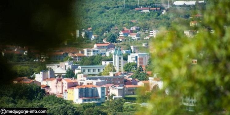 Nadbiskup Hoser i fra Didak dobivaju ulice u Međugorju