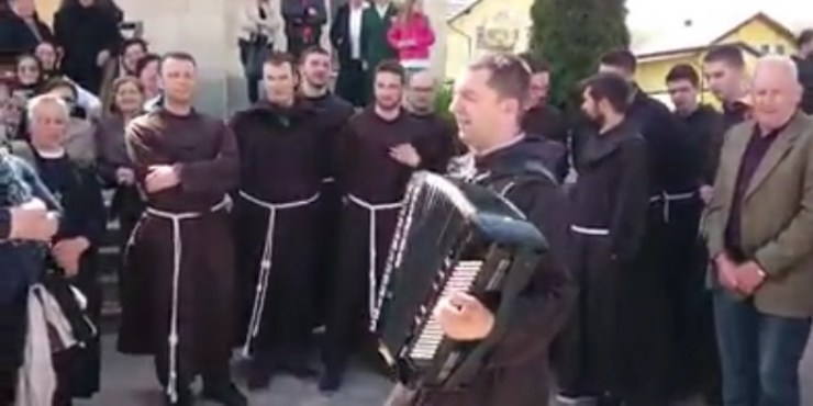 franjevci-harmonika.jpg