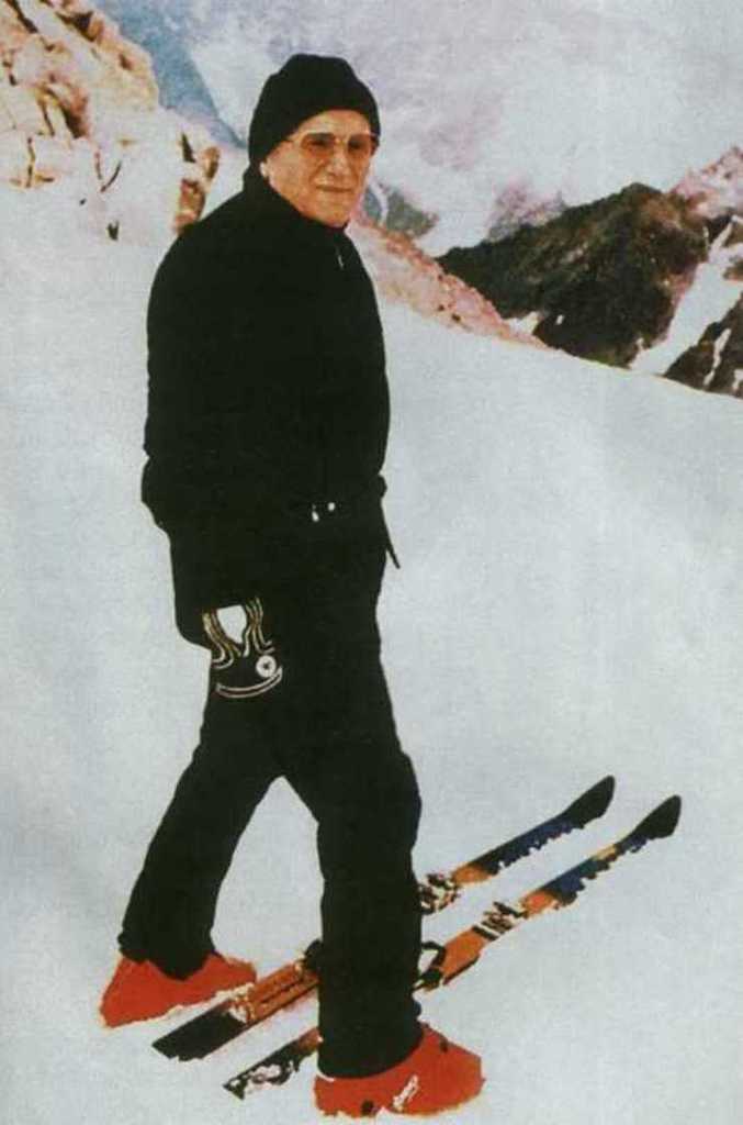 papa-ivan-pavao-skijanje.jpg