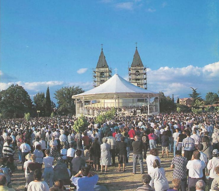 medjugorje-misa-stare-slike-12.jpg